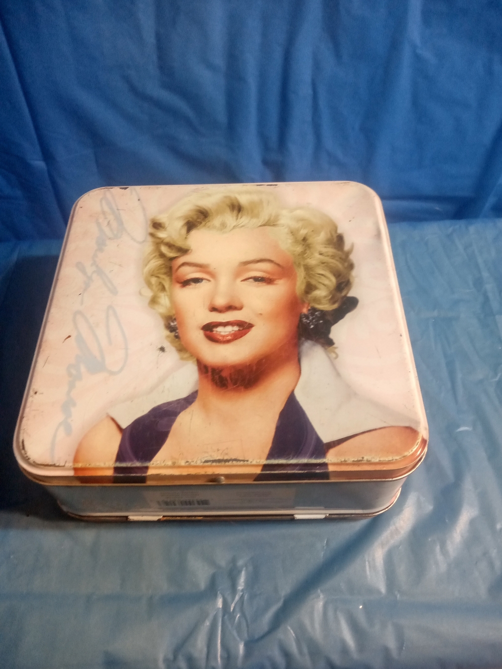 Vintage Pink and Blonde Pop Art Portrait Tin